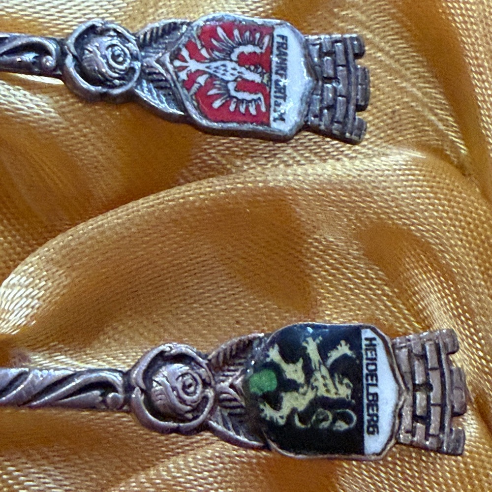 Vintage German Souvenir Spoons Set - Picture 5 of 13